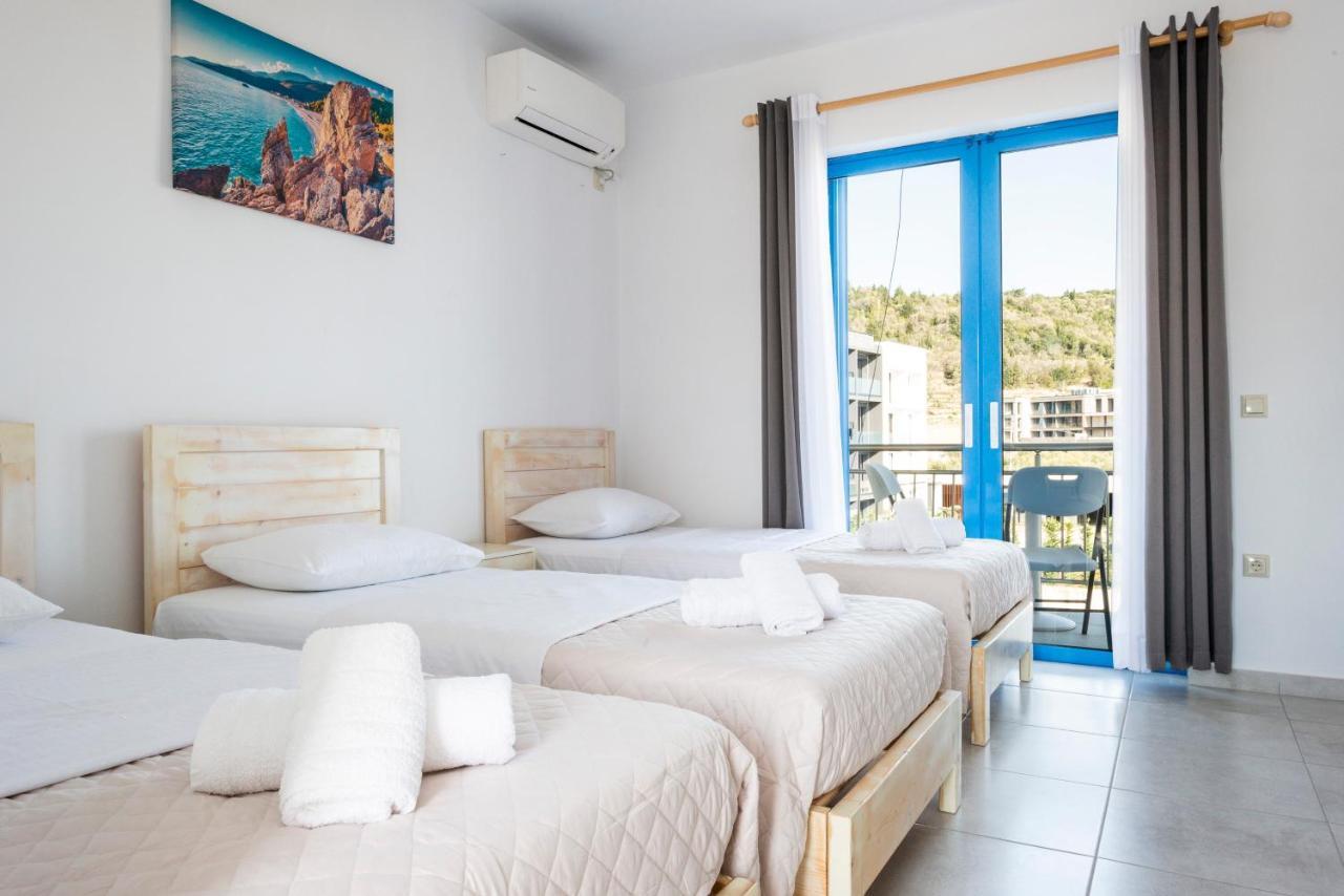 Blue Horizon Hotel Himarë Eksteriør billede